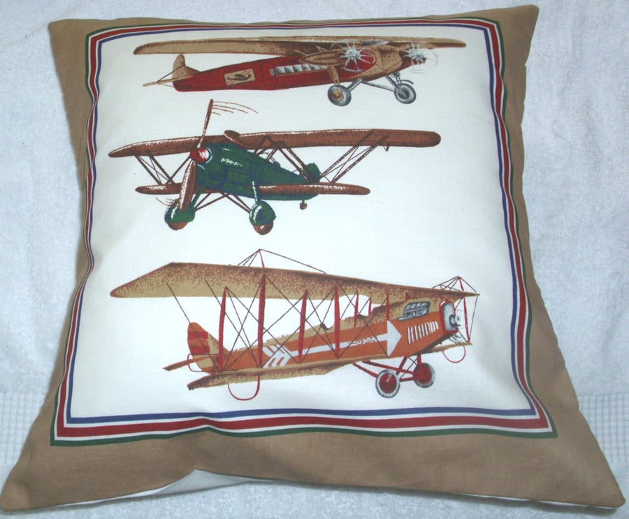 Planes of the early 1900s cushion A
