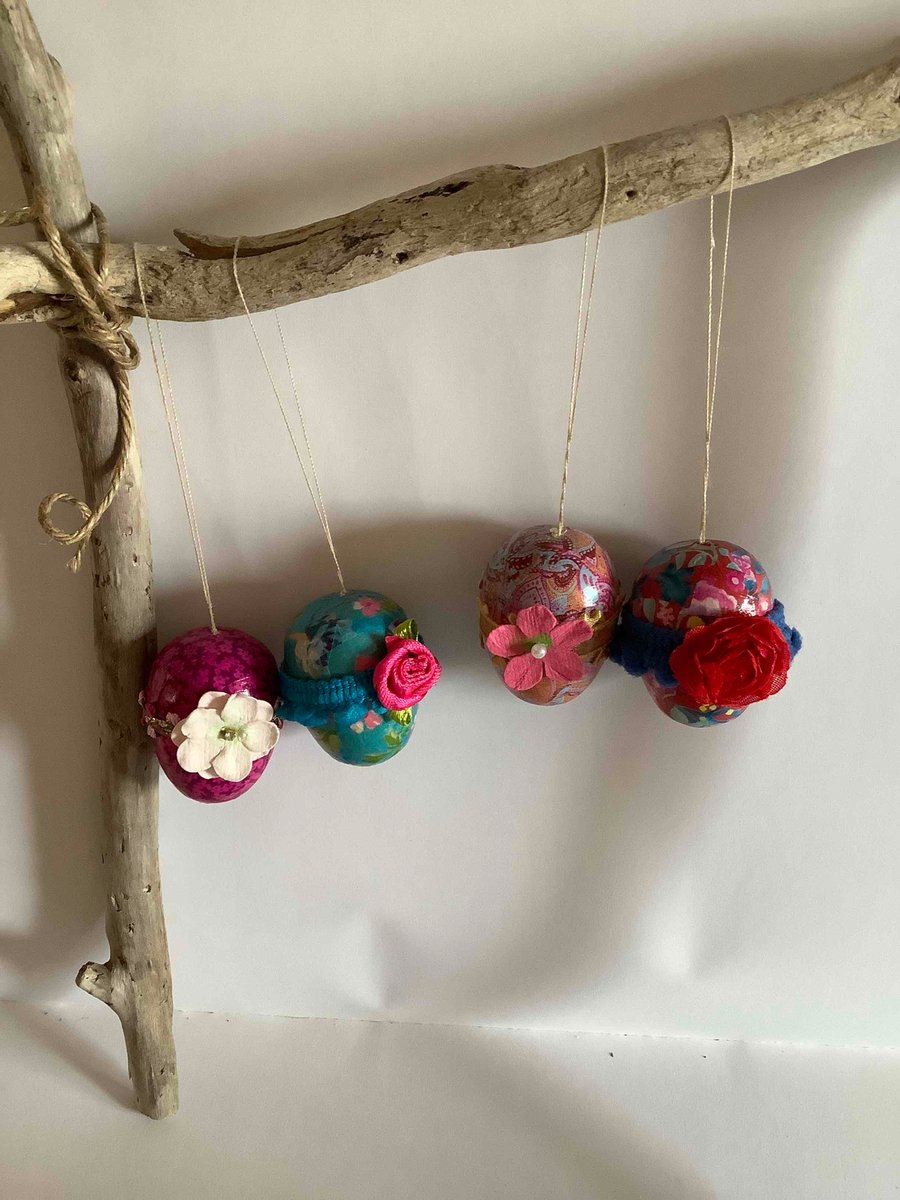 4 Easter hand decorated wooden eggs