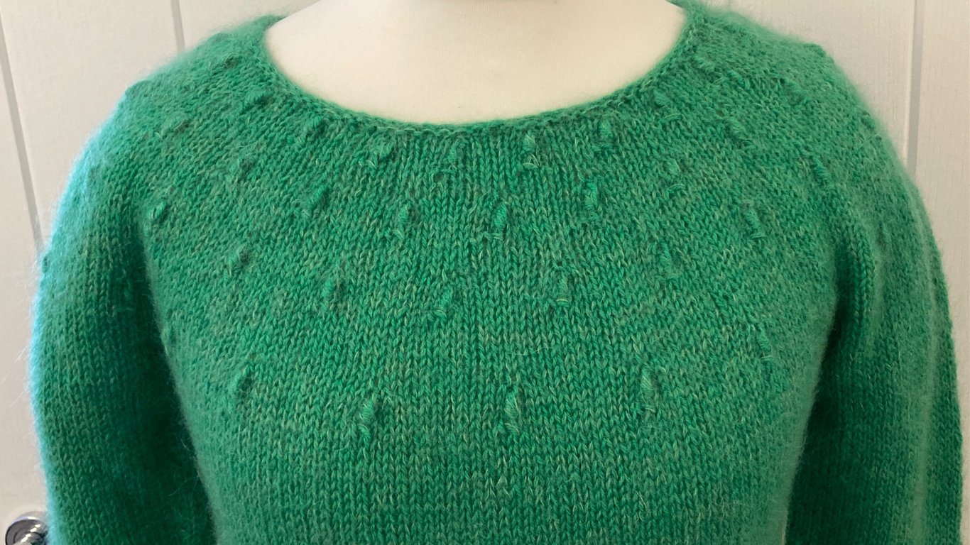 Hand knitted lightweight Wool Mohair Silk jumper size M bust 36