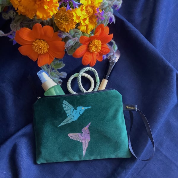 Green Hummingbirds velvet zip-up pouch