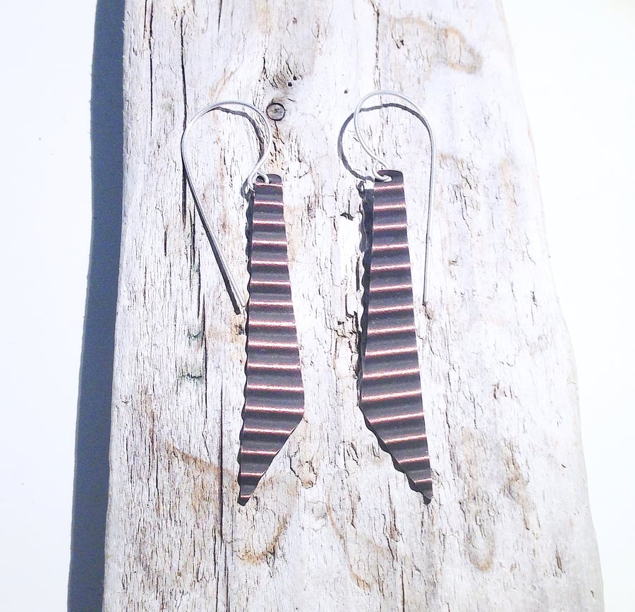 Corrugated Hammered and Oxidised Copper Dangle Earrings - UK Free Post