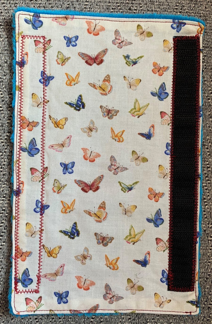 Butterfly Reversible Seat Belt Cover