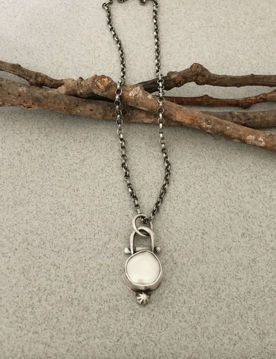 Pearl Necklace - Pendant Necklace - Silver Necklace