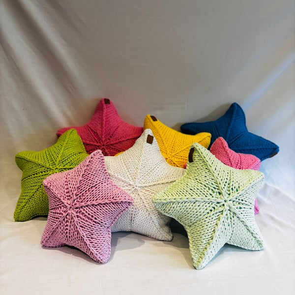 Knitted pillow Star pillow Knit pillow star Decorative pillow