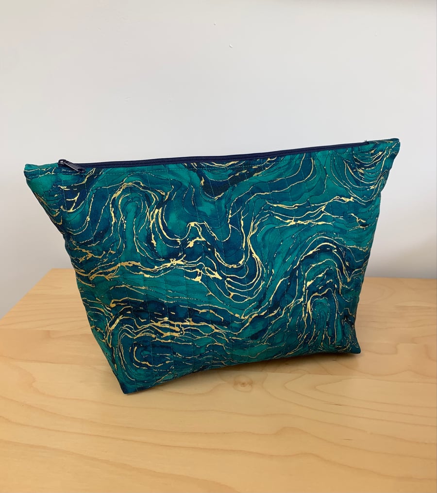 Navy Jade And Gold Marble Effect Quilted Fabric Washbag