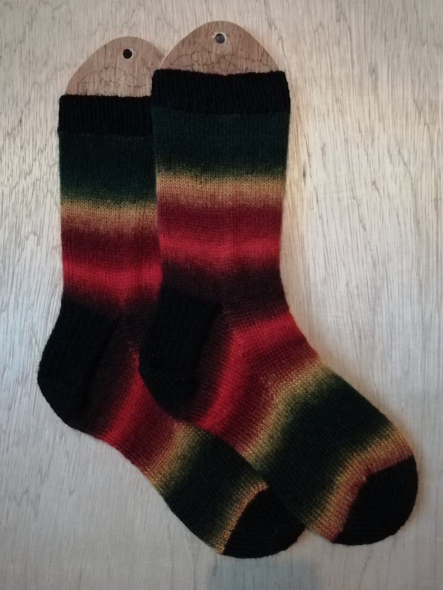 Socks, Hand Knitted, MEDIUM, size 5-6