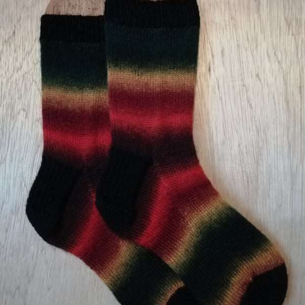 Socks, Hand Knitted, MEDIUM, size 5-6