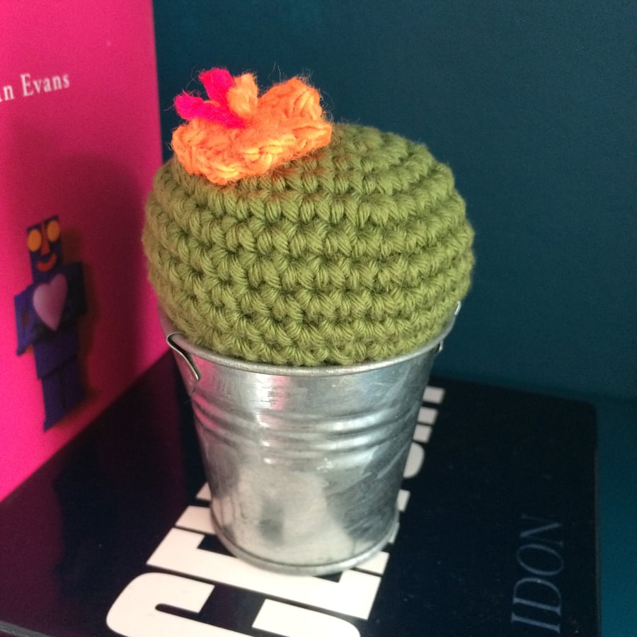 Crochet cactus - orange flower