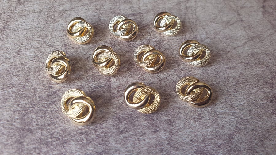 18mm 28L figure 8 button Gold Light weight