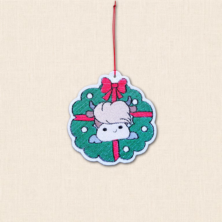 Christmas Wreath Highland Cow Decoration - Embroidered Felt Ornament