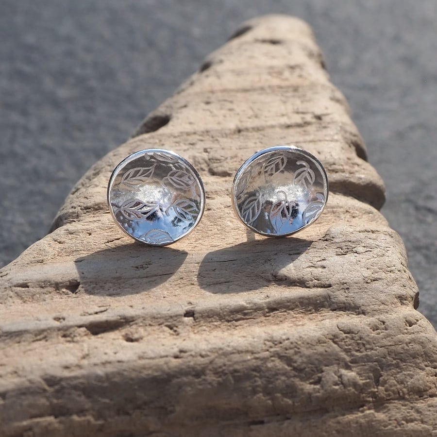 Round Silver Leaf Stud Earrings