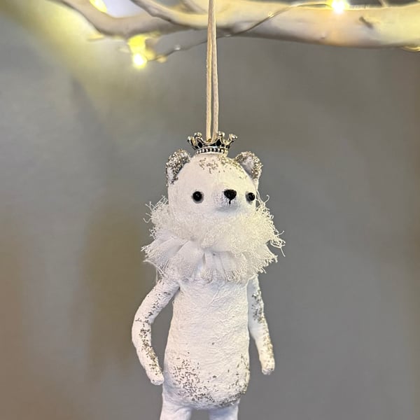 Spun Cotton Christmas Polar Bear Queen 1