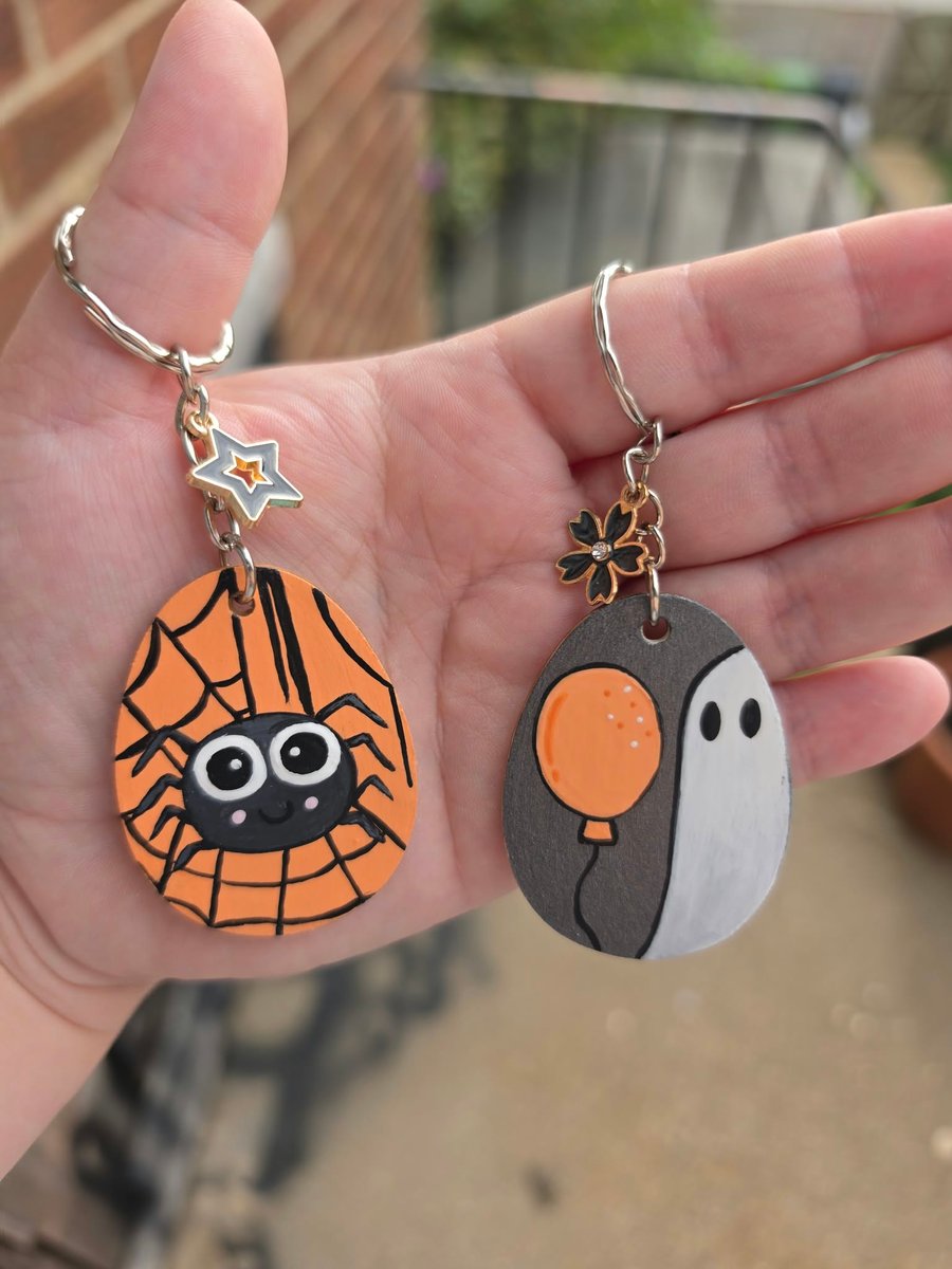 Hand Painted Halloween Keyring Set – Cute Spider & Ghost Balloon Matching Keyrin