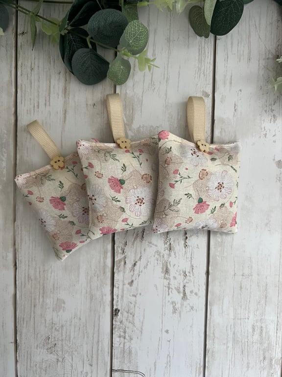Lavender Sachets: Set of 3 in Floral Cotton & Linen Fabric, Sleep