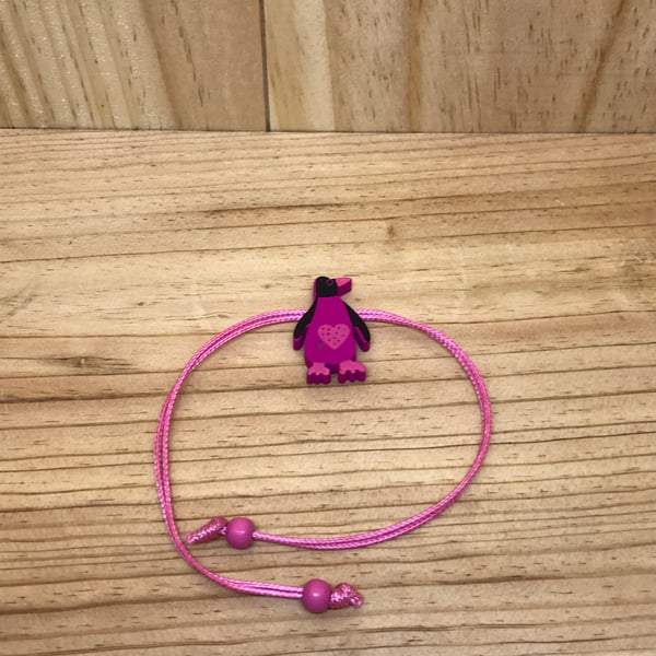 Children's Penguin Bracelet. (102)