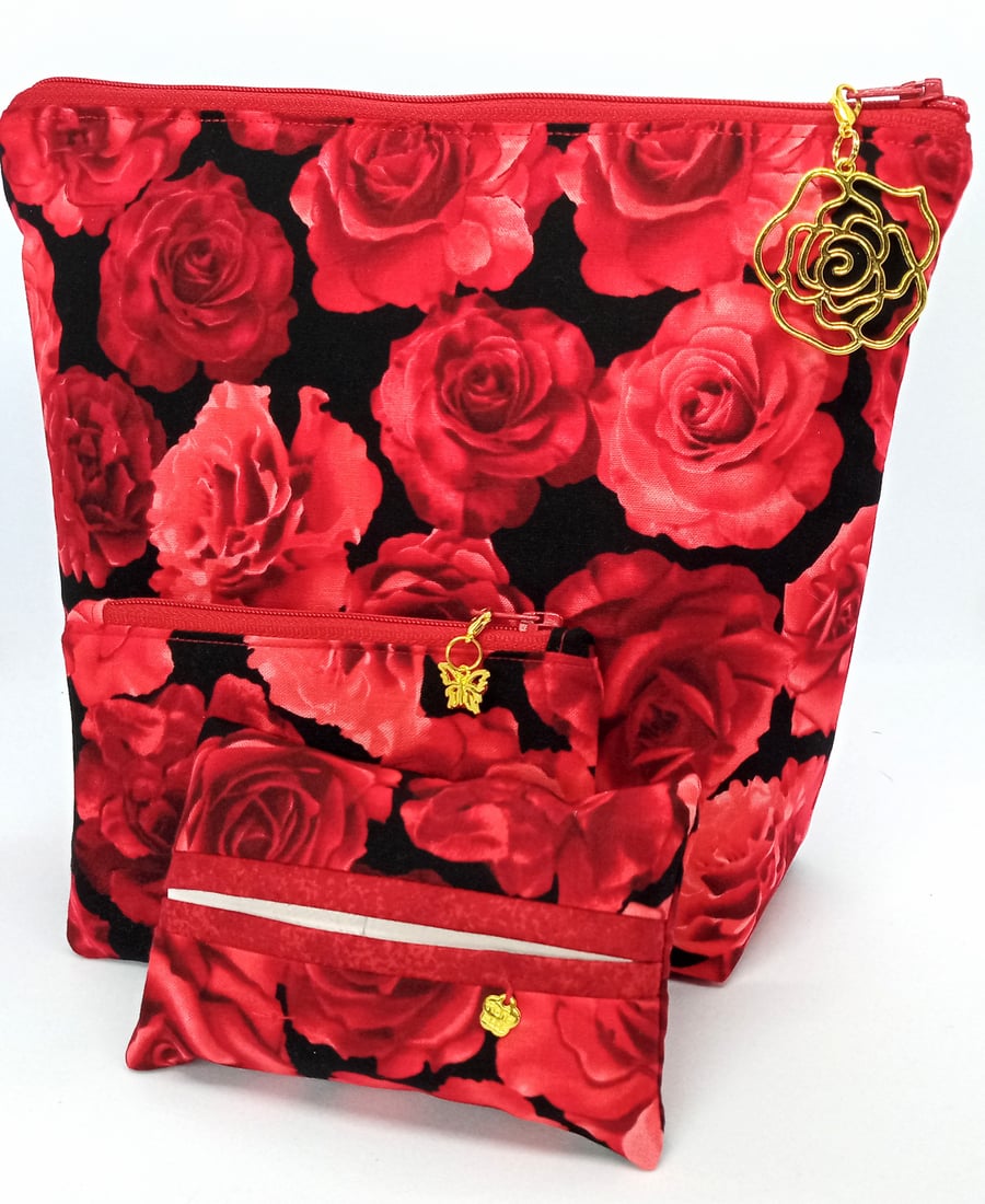 Roses Large make up bag with accessories 411F