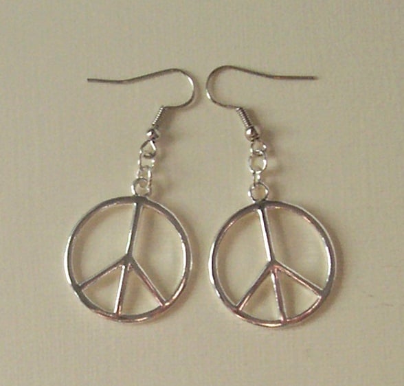 Silver Plate Peace Sign CND Drop Earrings 60s Hippy Hippie Retro