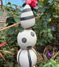 Black and white totem - Image 4