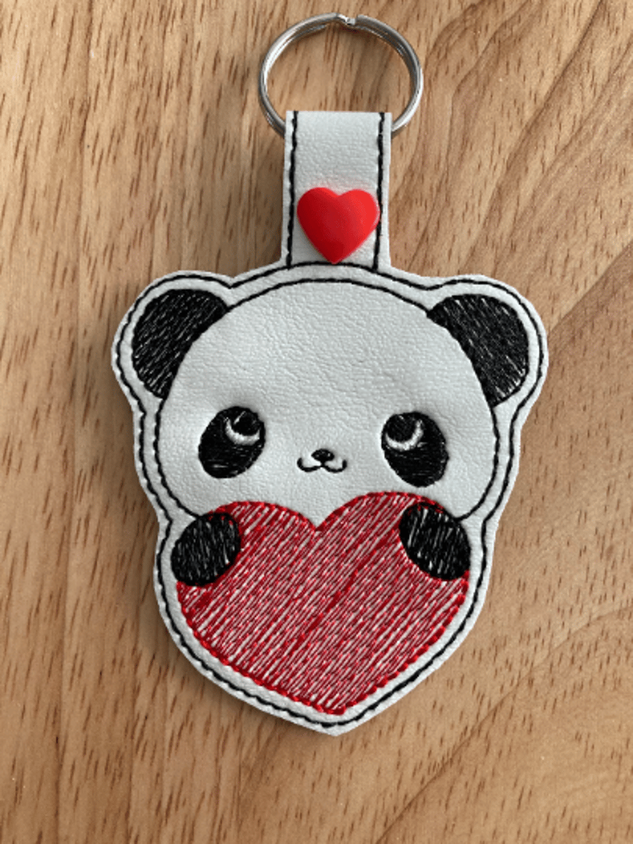 994. Panda love keyring.
