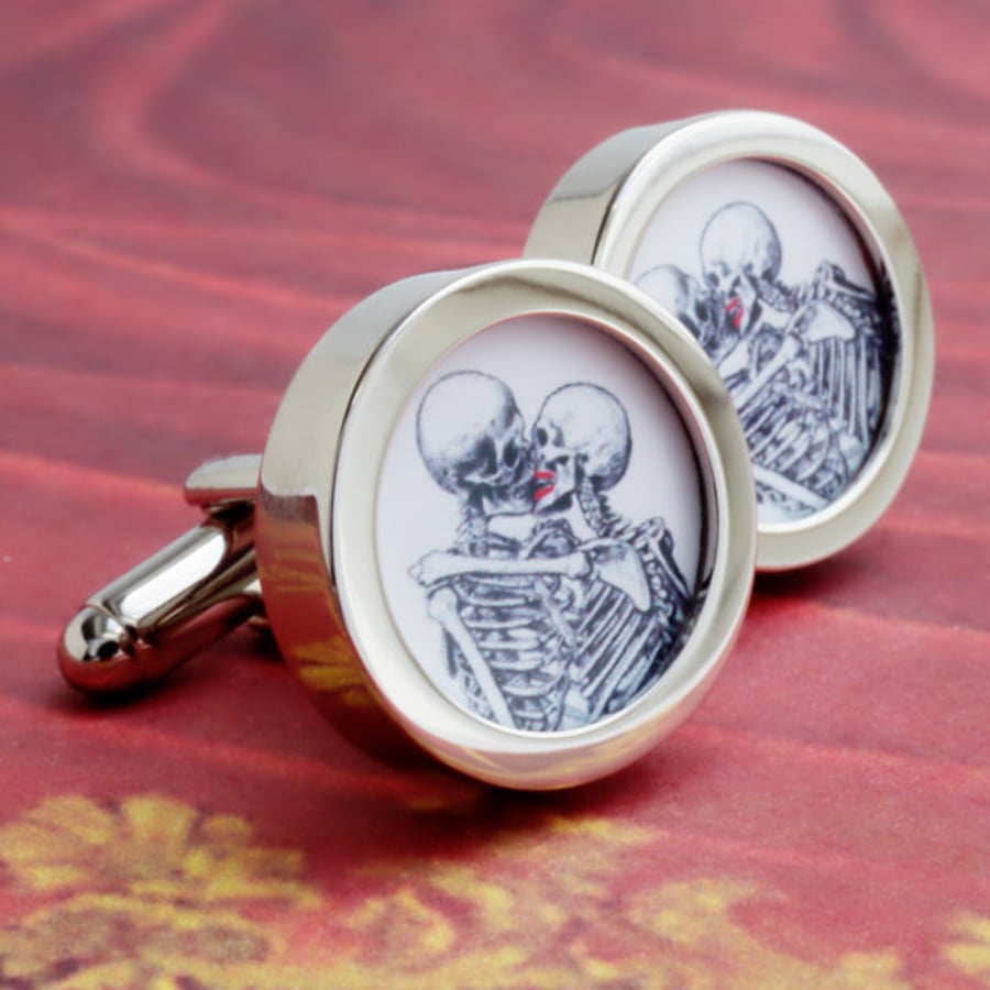 Kissing Skeletons Cuff Links
