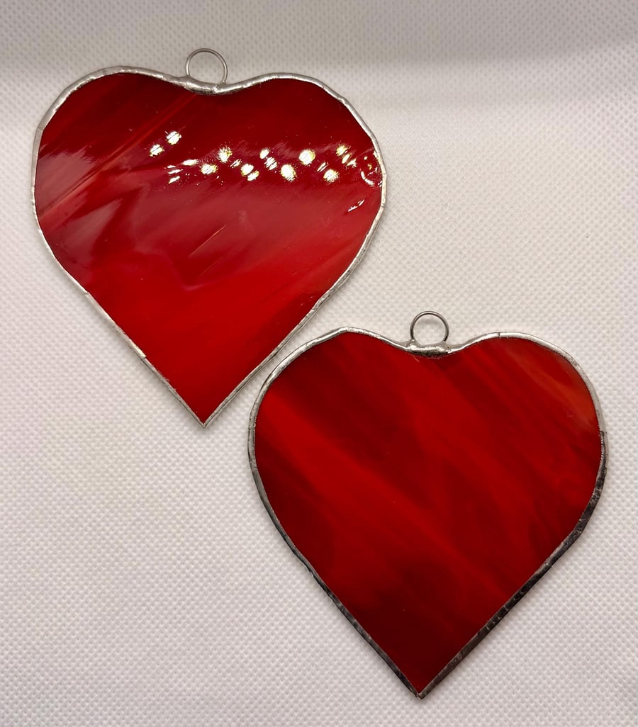 Stained glass pair of hearts in streaky red glass, medium sized 