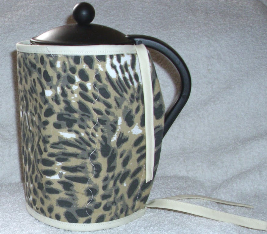 Leopard print cafetiere wrap