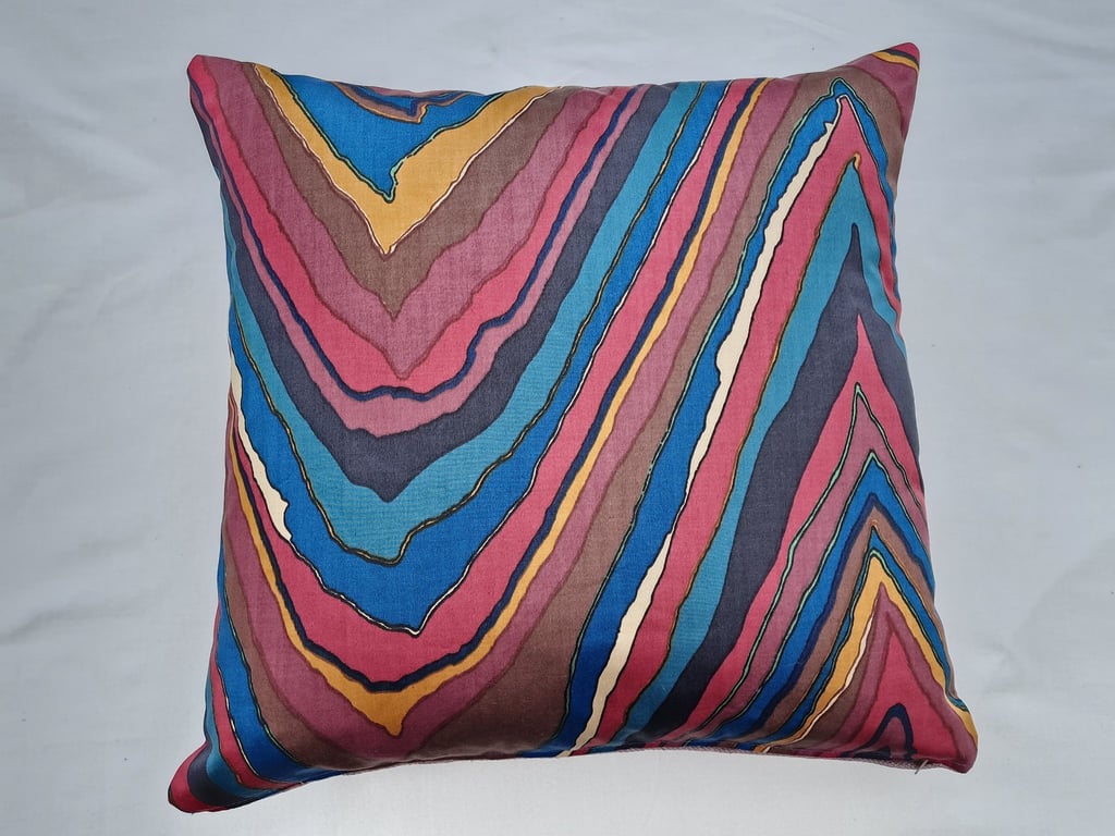 Handmade Jonelle "Contour" cotton scatter cushion cover