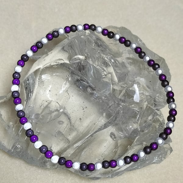 AL118a Purple, black and silver miracle bead anklet, 9.5"
