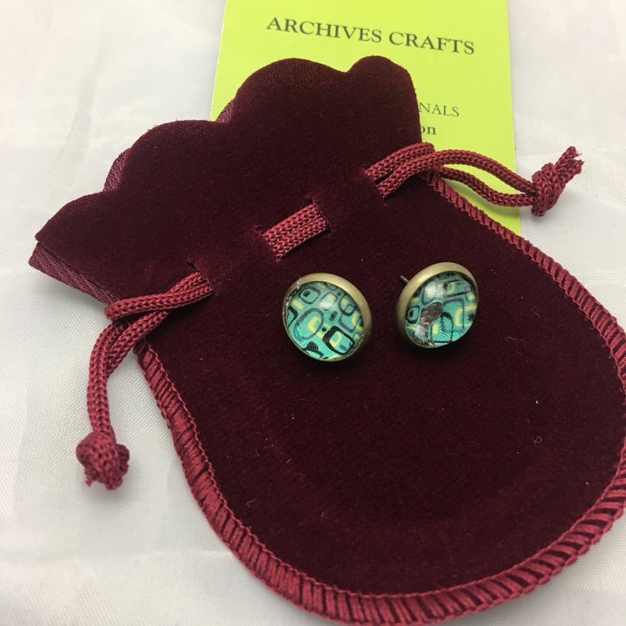 Seconds Sunday Mid Century design stud earrings