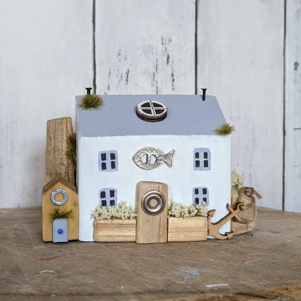 'Quay Cottage' Handmade Wooden Coastal Home Decor