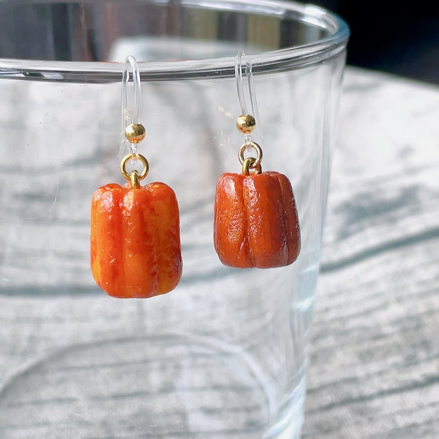 Canelé Earrings 