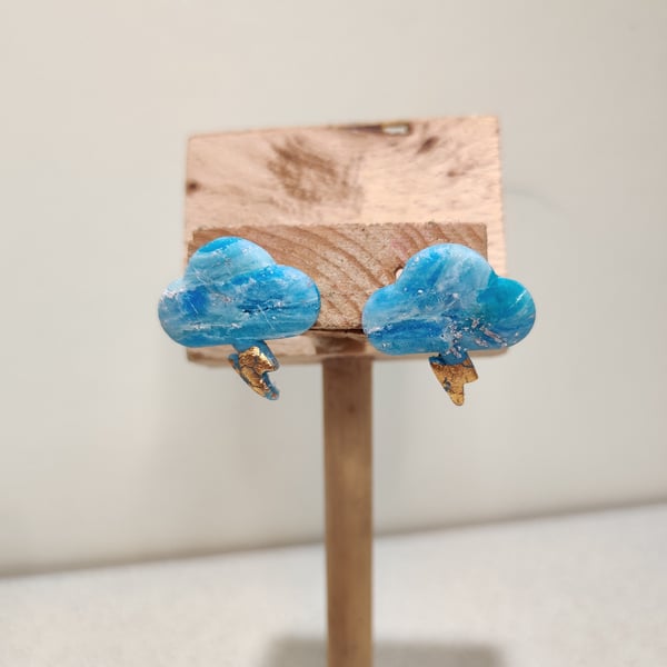 Sea blue scraps oopsy cloud studs 