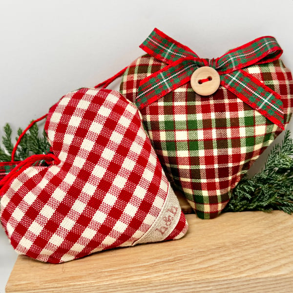 TARTAN CHRISTMAS HEART DECORATION - red, green and ecru