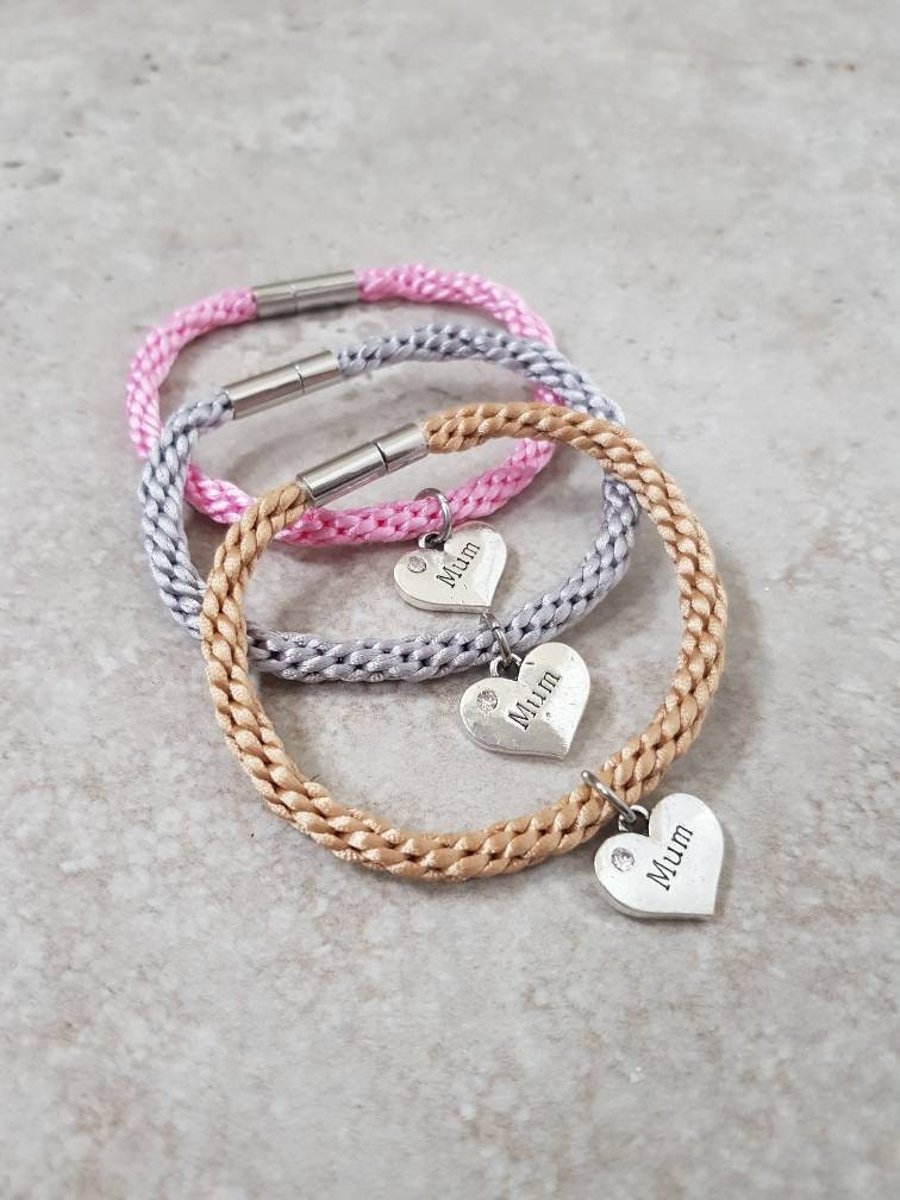 Mum Bracelet, Heart Bracelet for Mum, Mothers Day gift, gifts for Mum, Heart cha