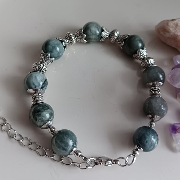 Agate adjustable bracelet, handmade gift for her, healing and energy power