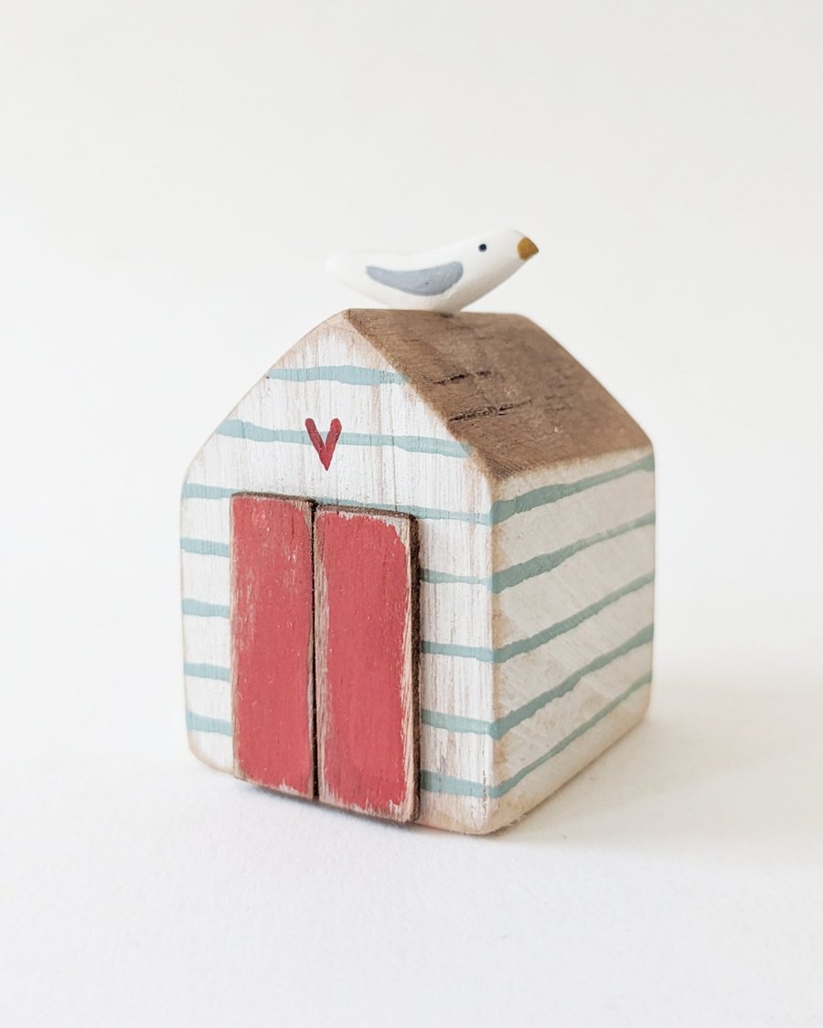 Hand Painted Wooden Beach Hut with Seagull 