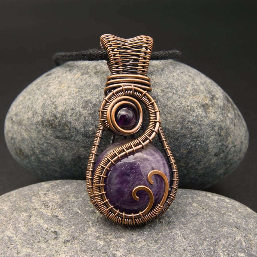 Copper Wire Woven Amethyst Swirl Pendant