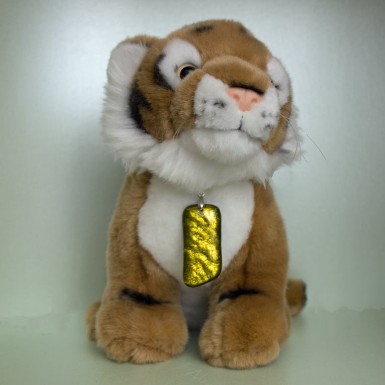 Gold Coloured Fused Glass Pendant Necklace - 1041