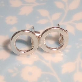 Hand Made Sterling Silver Hoop Stud Earrings (ERSSSTHP3) - UK Free Post