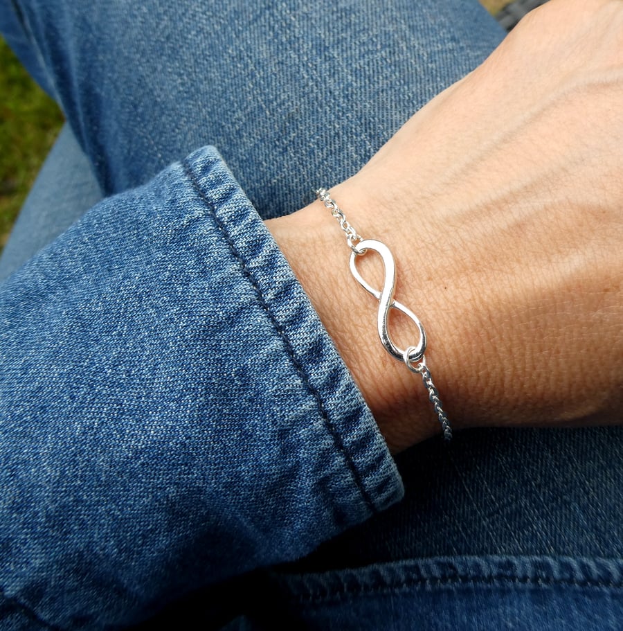 Silver infinity bracelet
