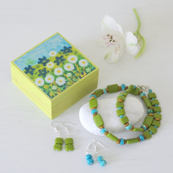 Gift Set - Green Turquoise Earrings, Green Necklace, Green Floral Trinket Box 