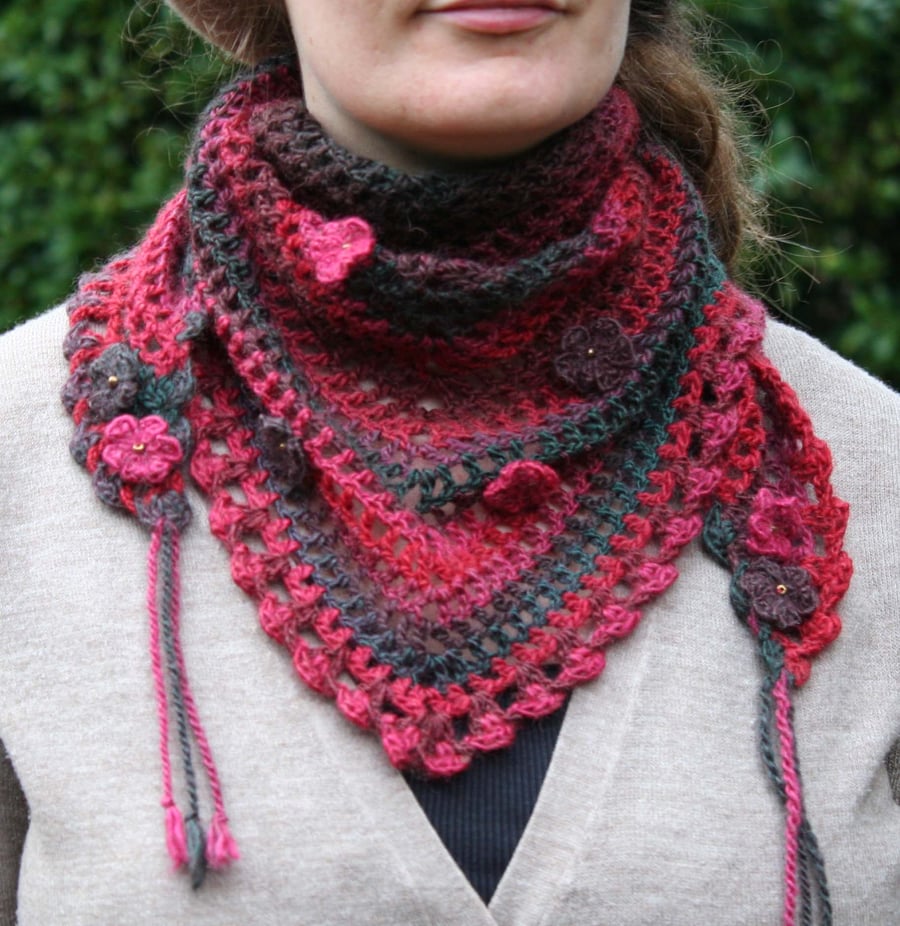 Cosy Red And Green Crochet Triangle Scarf