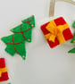 Christmas Felt Wreath - Trees and gifts  - Image 3
