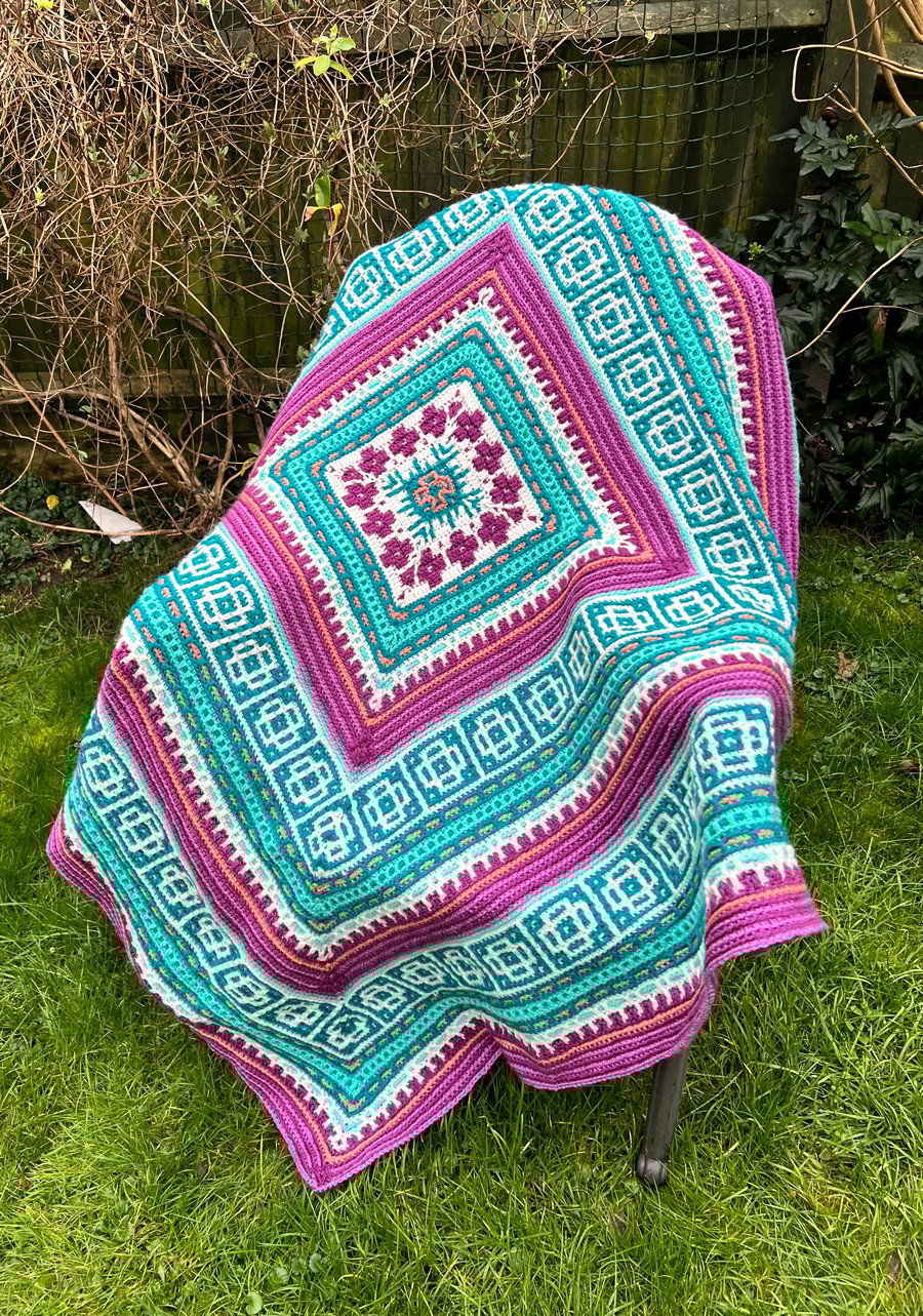 Secret Garden Crochet Blanket – Cosy Handmade Mosaic Crochet Throw 
