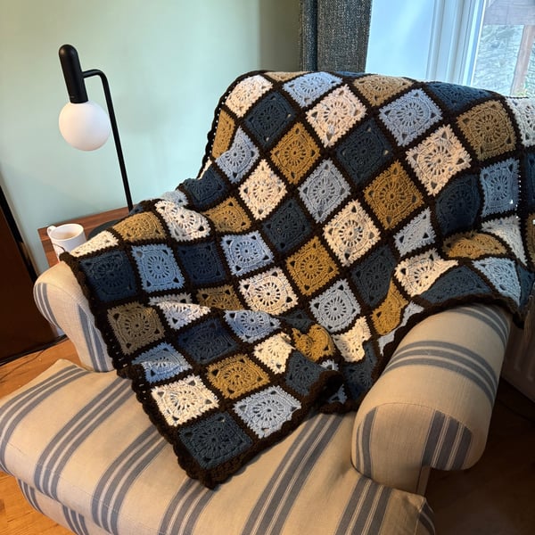 Autumn and winter vibes crochet blanket