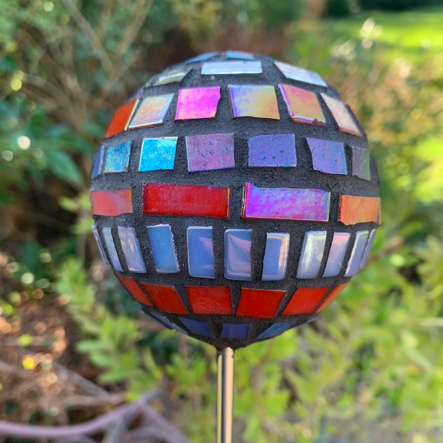 Mosaic garden ornament, Garden Art, Blue and Red