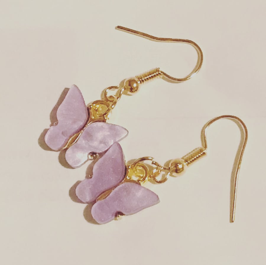Violet - Gorgeous acrylic butterfly earrings