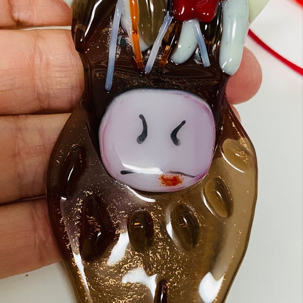 Gertie the Christmas highland cow , fused glass Christmas decoration 