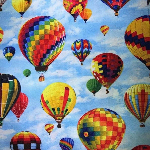 Fat Quarter In Motion Hot Air Balloon Fancy 100% Cotton Quilting Fabric