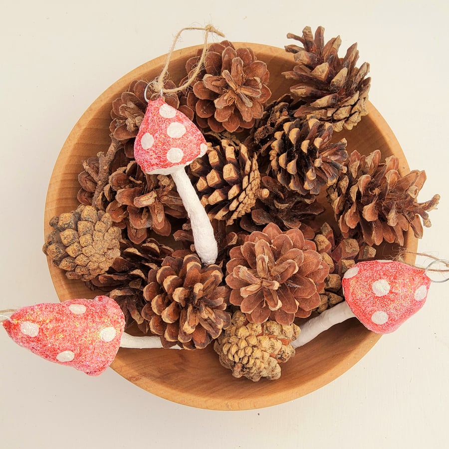 Set of3 spun cotton hanging  mushrooms toadstools